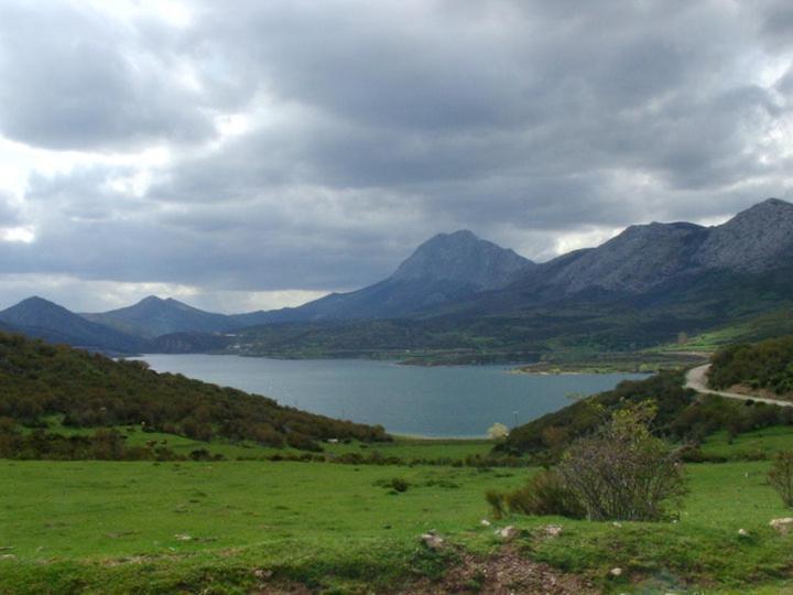 Casa Rural Ruralba Alba de los Cardaños Esterno foto